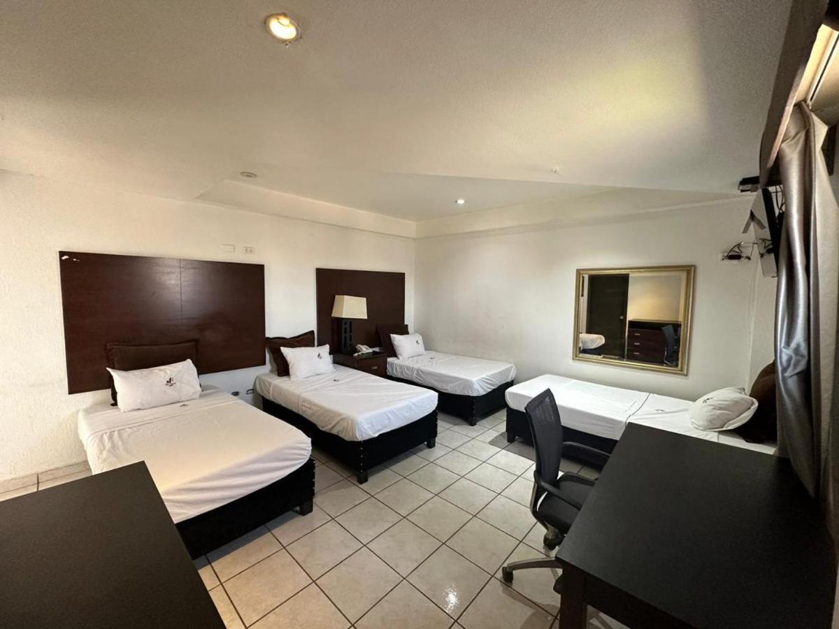 Hotel Don Quijote 墨西卡利 外观 照片